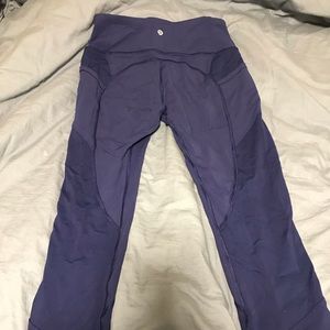 Navy Blue 7/8 Lululemon leggings (with pockets)!